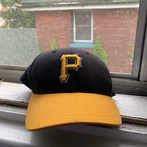 Pittsburgh Pirates baseball hat